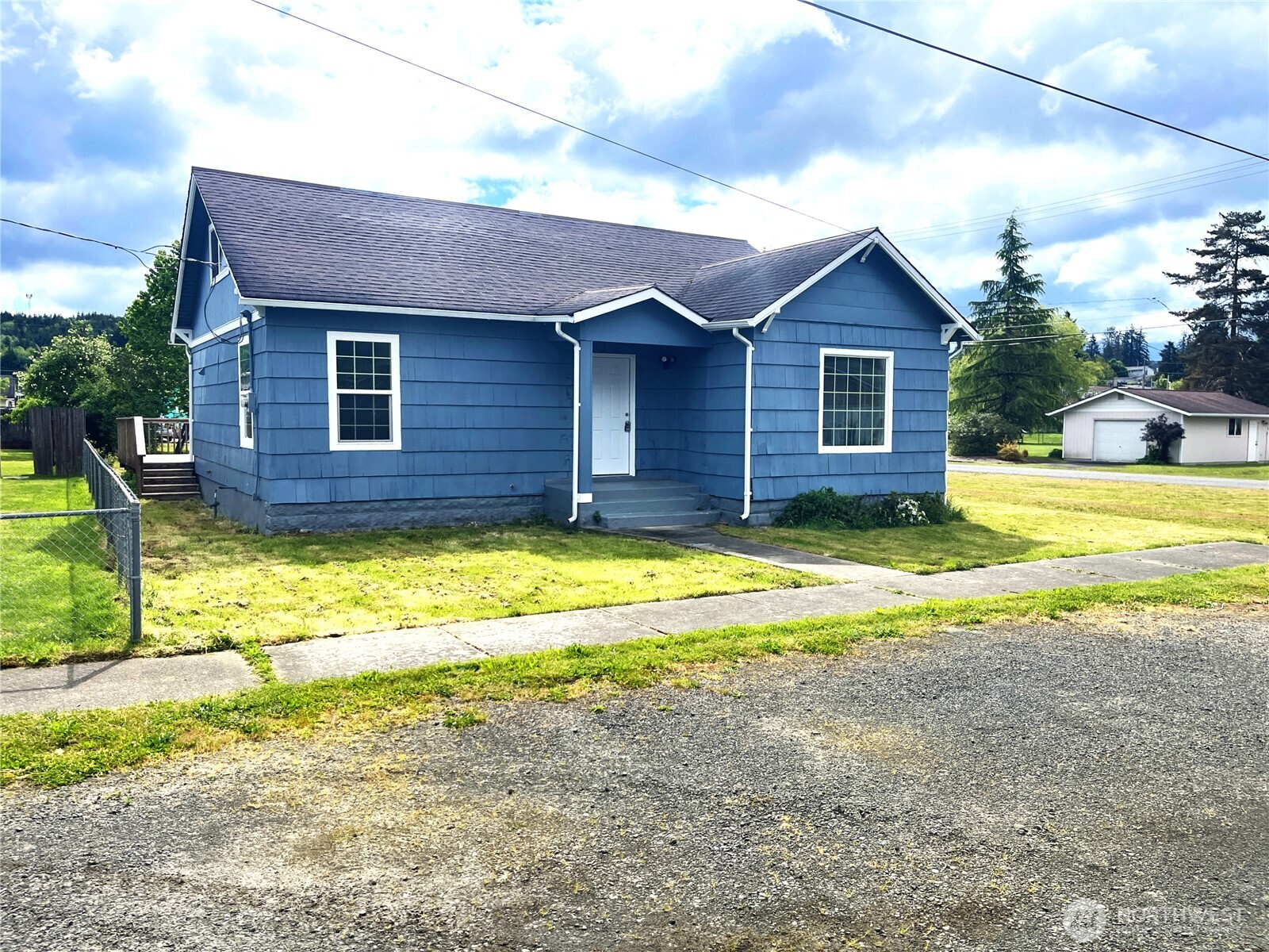 128 S 6th Street Property Photo 1