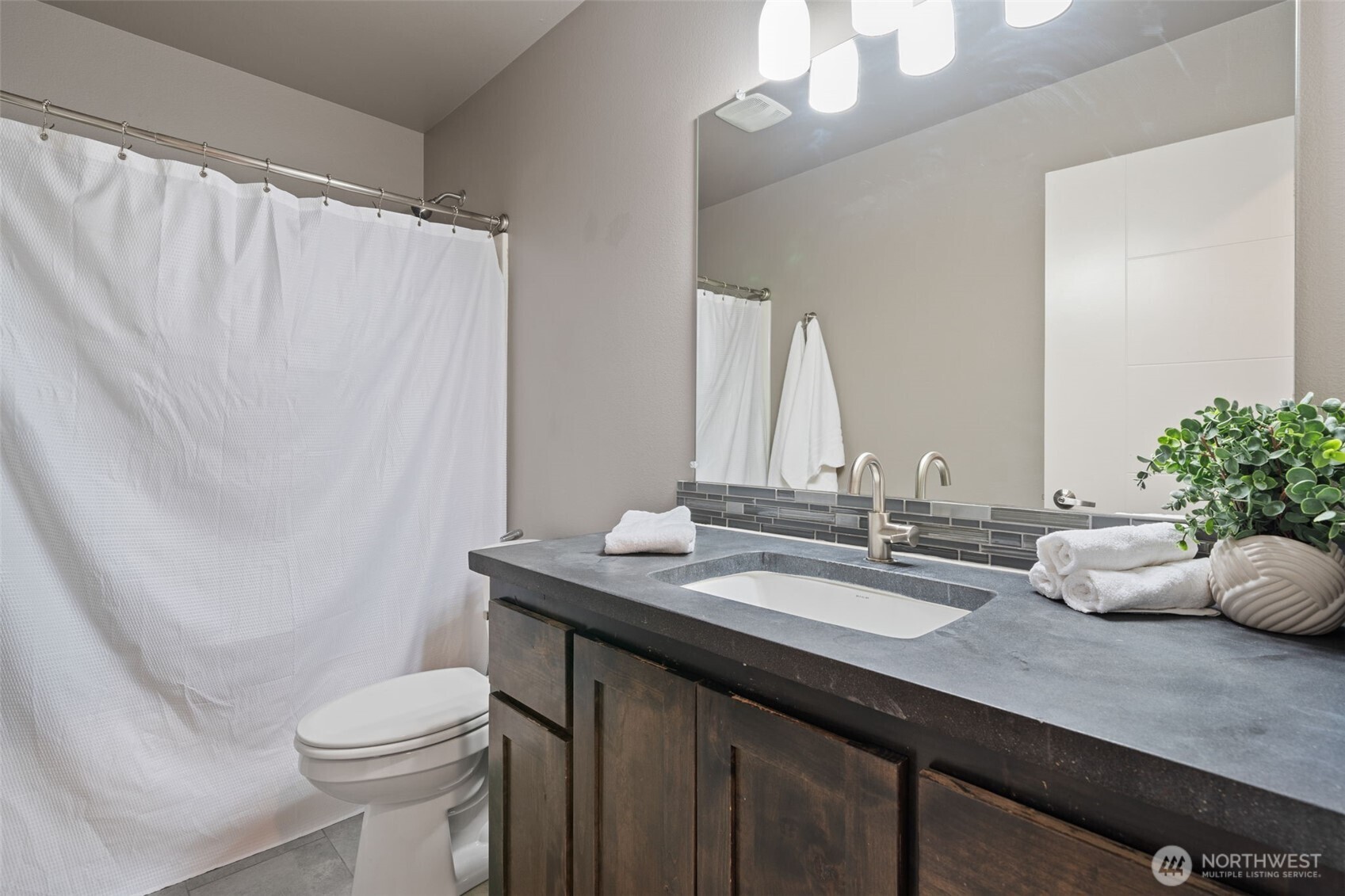 12313 Ne 116th Street Property Photo 25