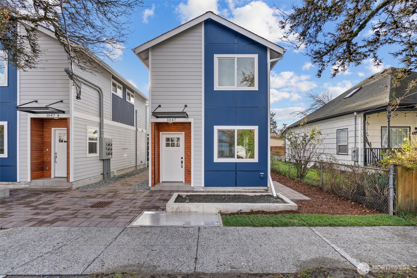 1047 S Thistle Street Property Photo 1