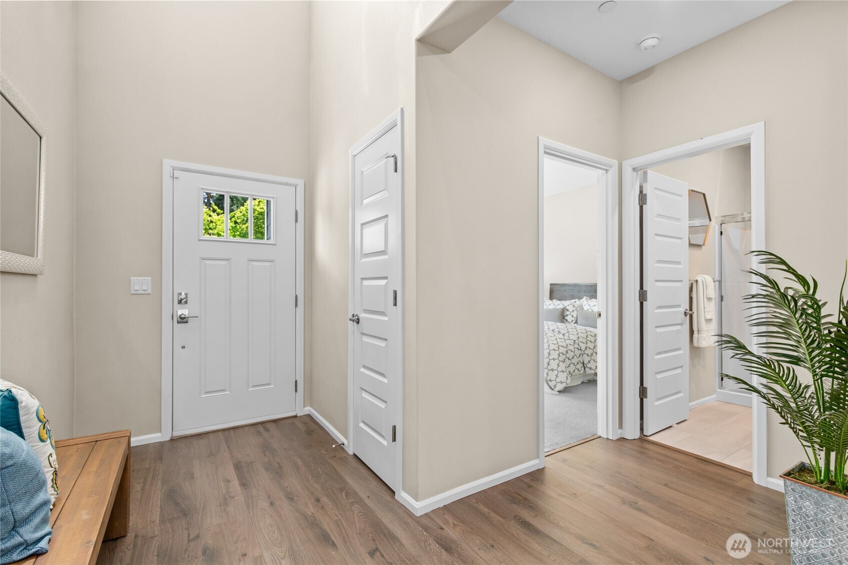 18318 Bellflower Road Property Photo 4
