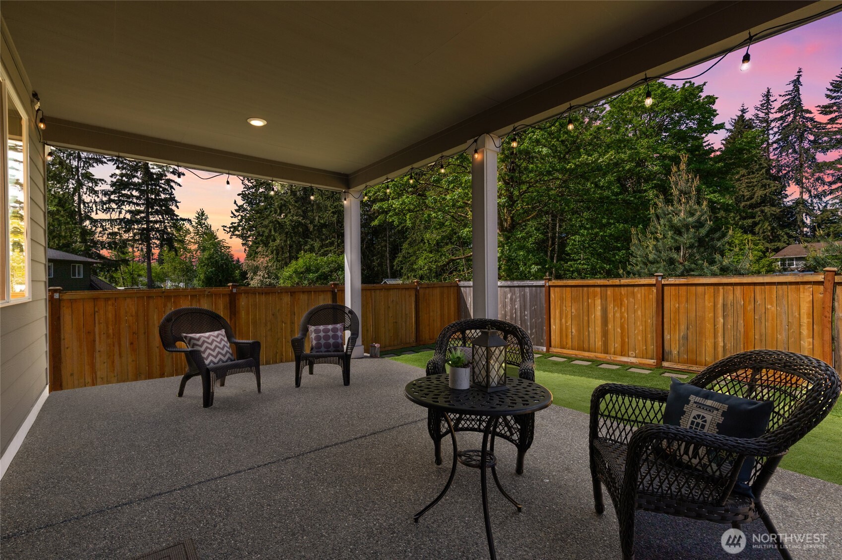 18318 Bellflower Road Property Photo 31