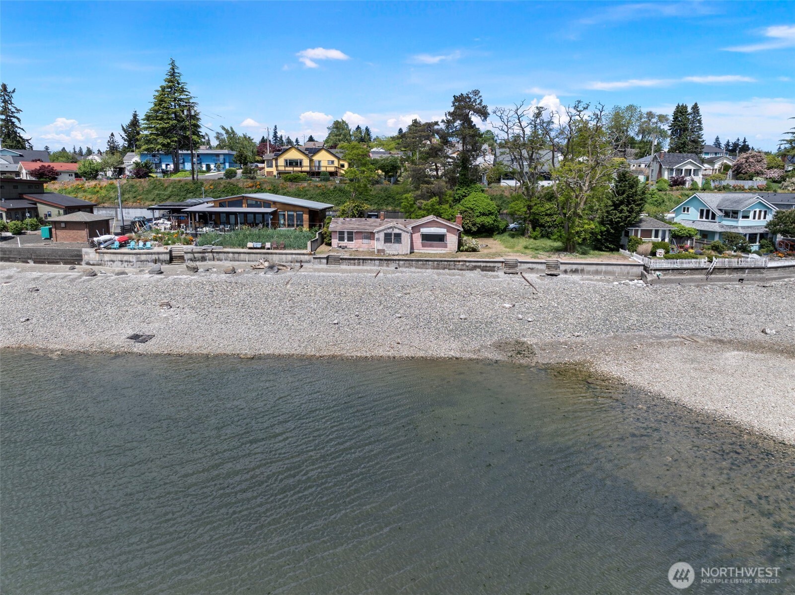 511 Shore Drive Property Photo