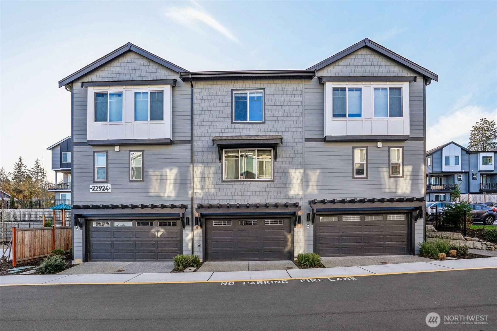 22924 80th Place B Property Photo
