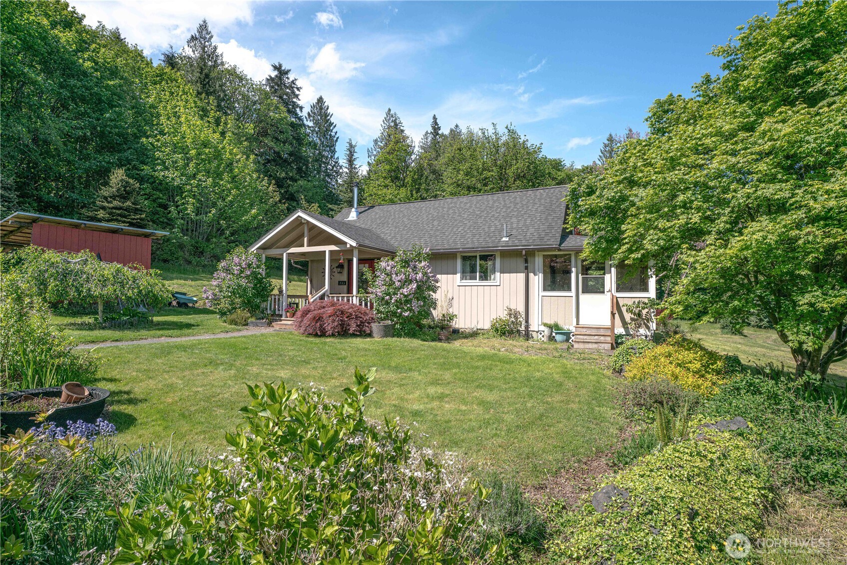 285 Pete Beck Road Property Photo 4