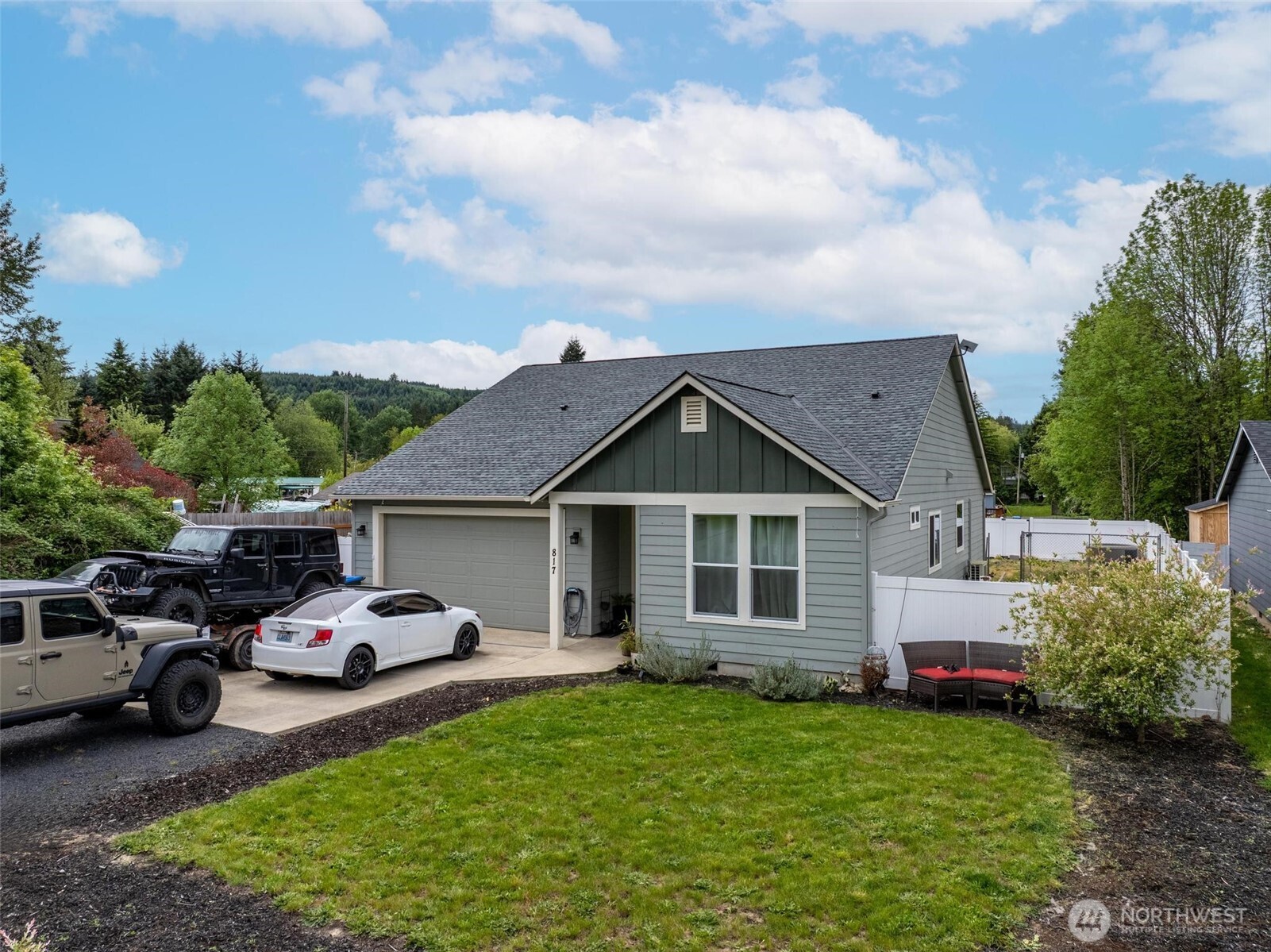 817 B Street Property Photo