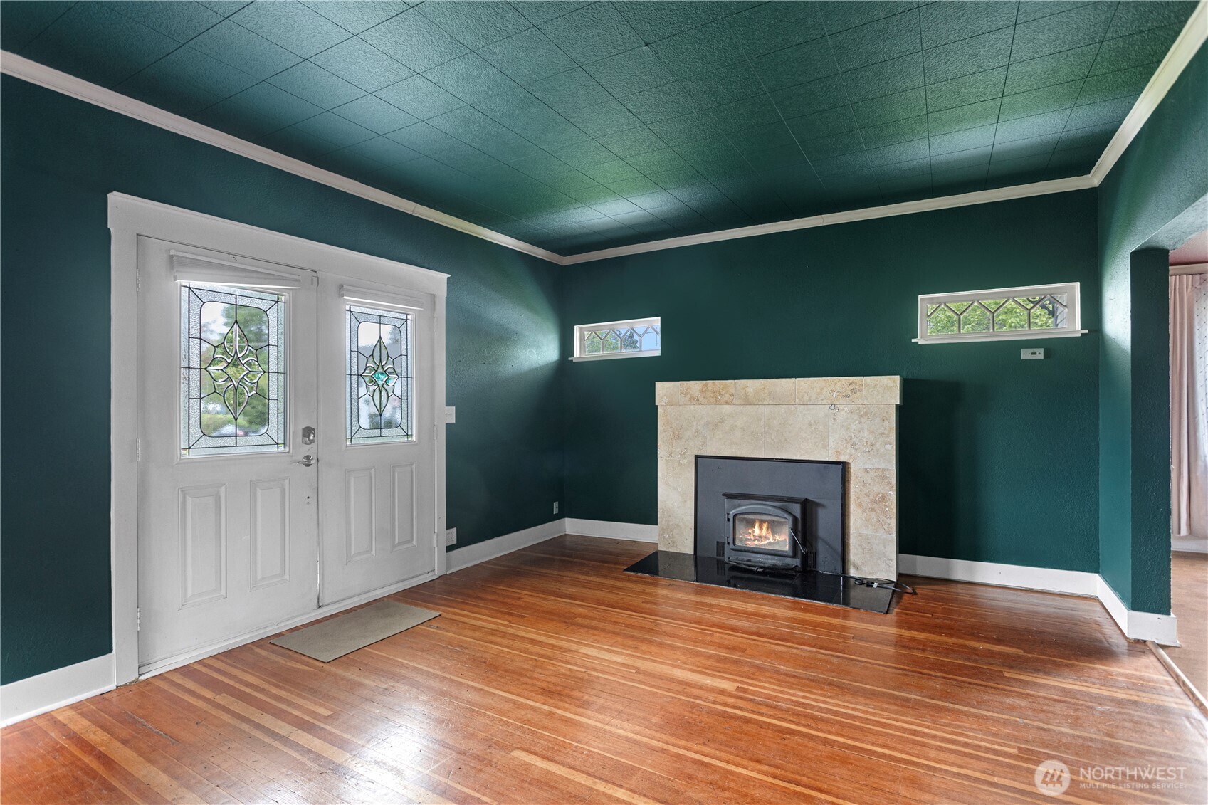 832 N Pearl Street Property Photo 5