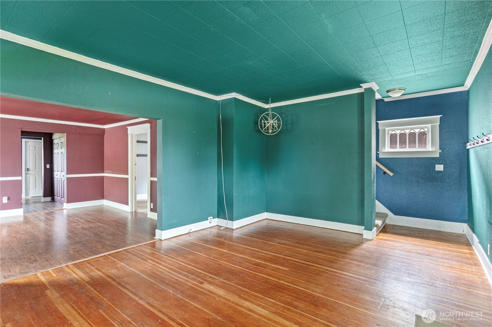832 N Pearl Street Property Photo 6