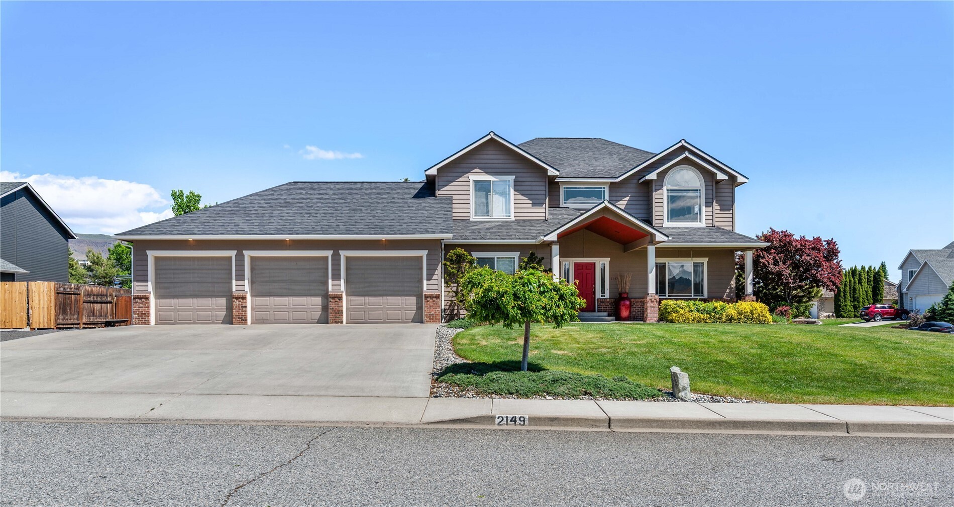 2149 Inglewood Drive Property Photo