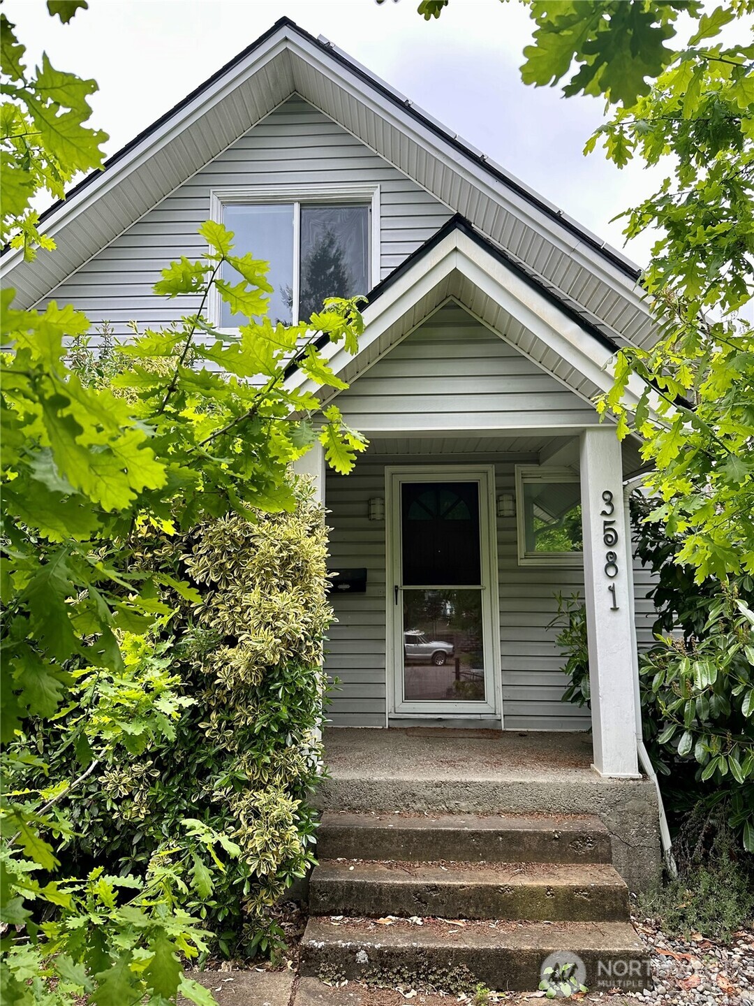 3581 E F Street Property Photo