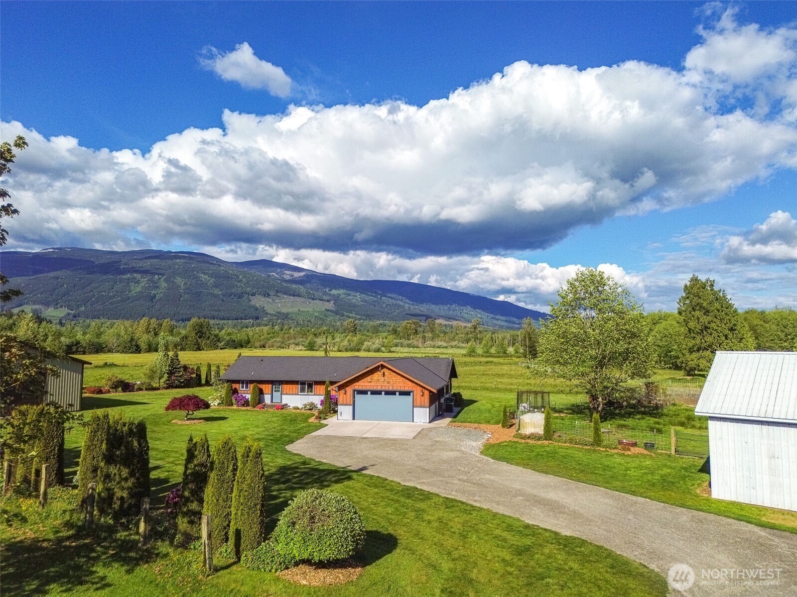 965 Fruitdale Road Property Photo
