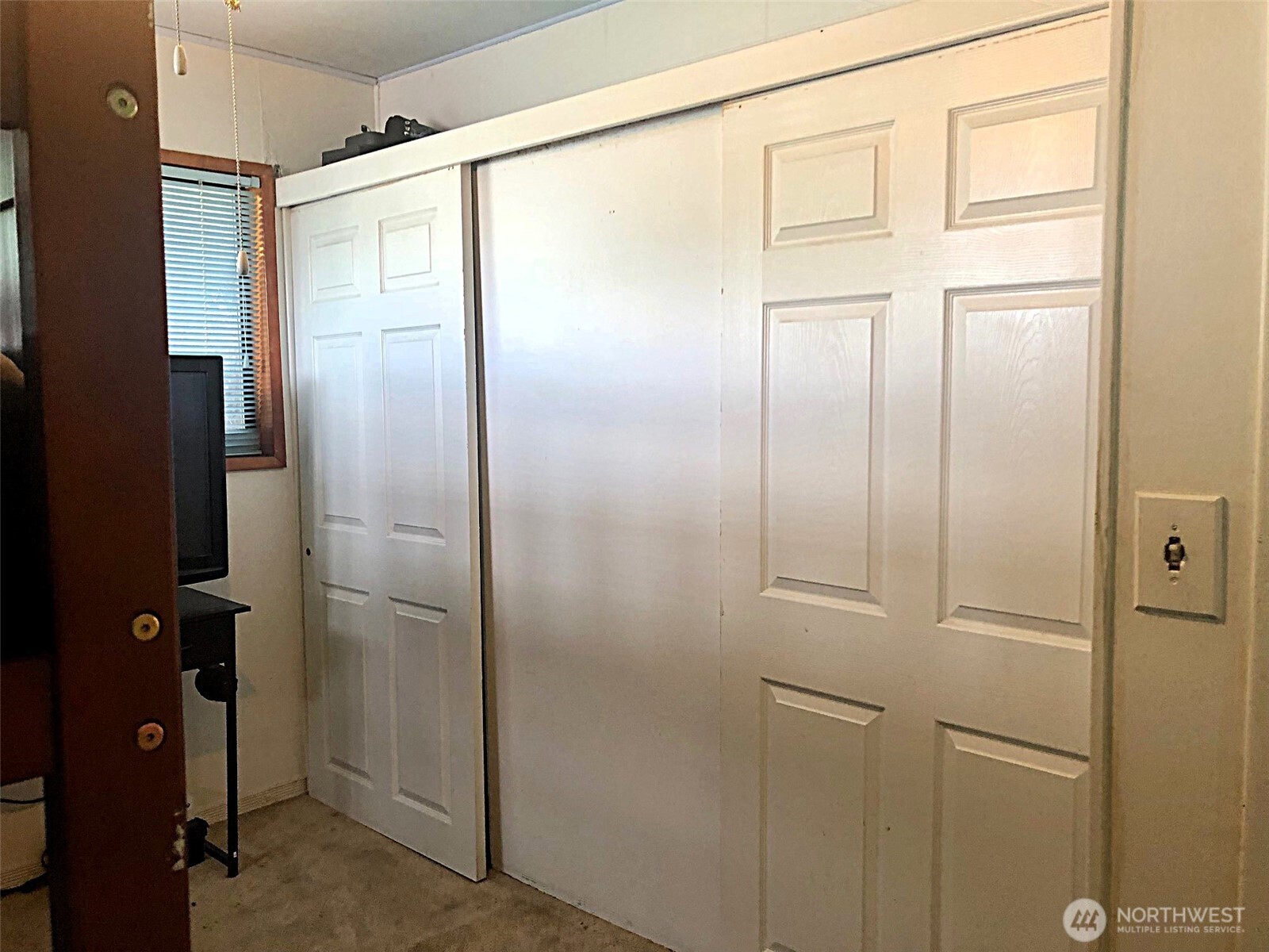 953 E Ash Street Property Photo 17