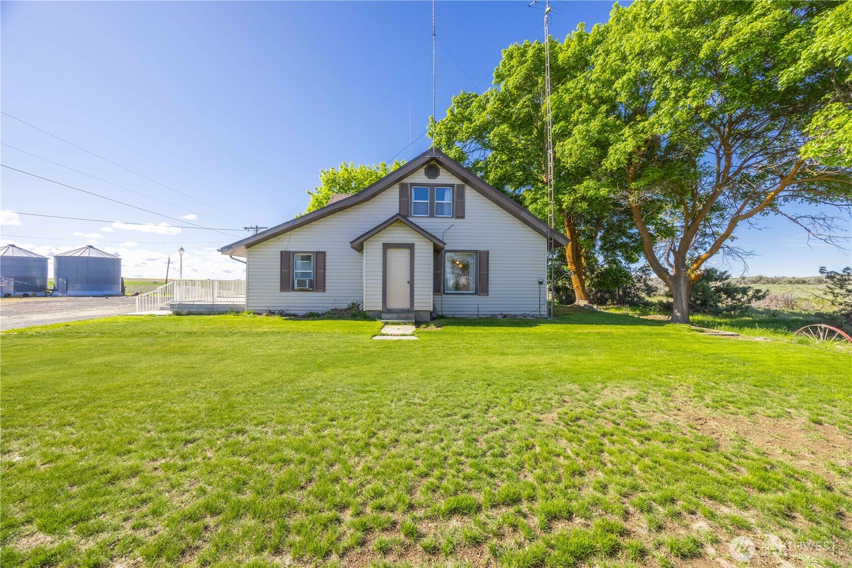 240 Road 14 Property Photo