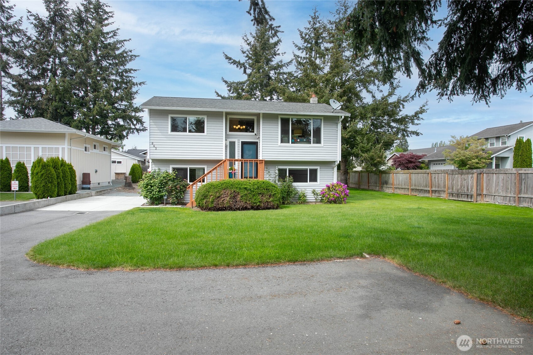 843 E Gilkey Road Property Photo