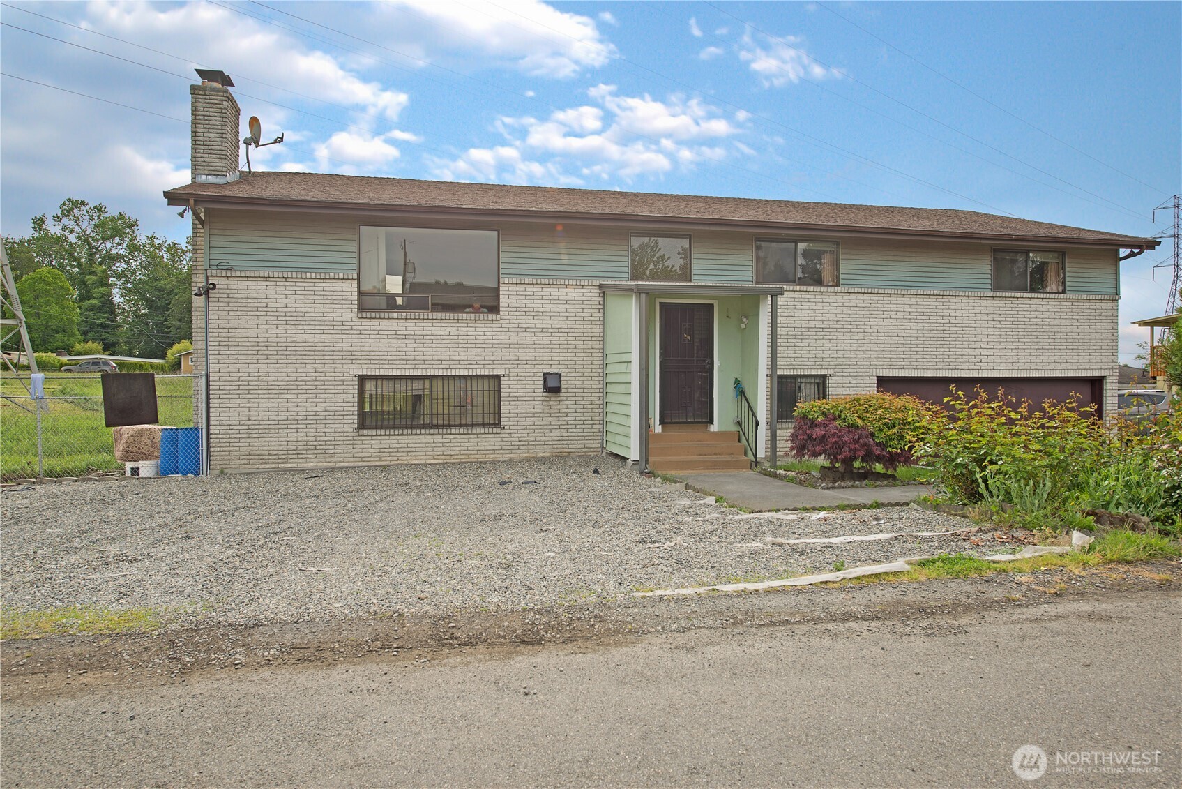 5320 25th Avenue Property Photo 1