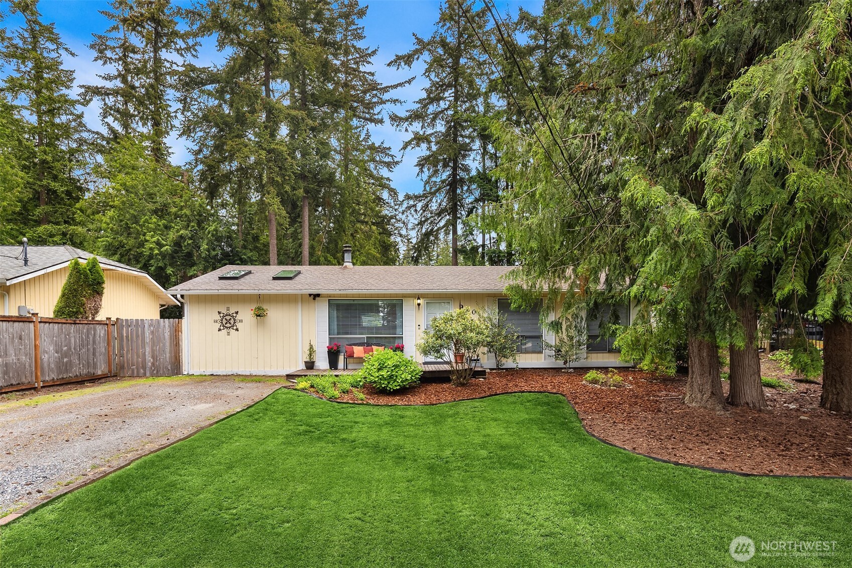 920 207th Place Property Photo