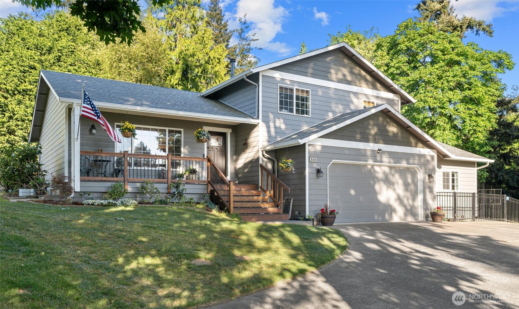 352 Grandview Avenue Property Photo 1