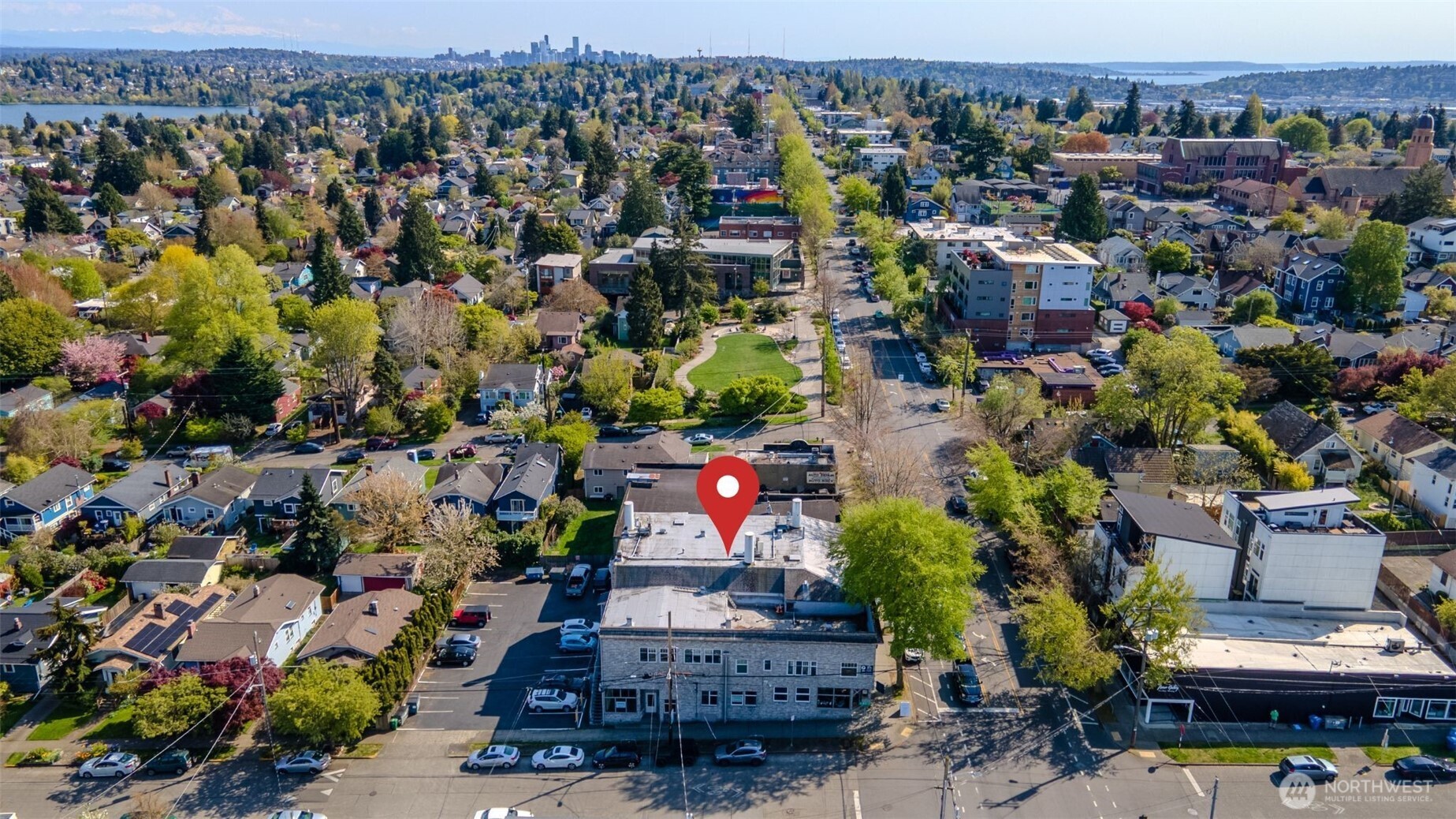 8214 Greenwood Avenue Property Photo 18
