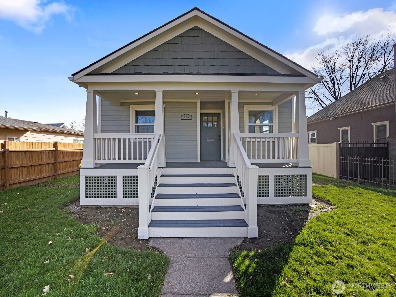 825 S 3rd Avenue Property Photo
