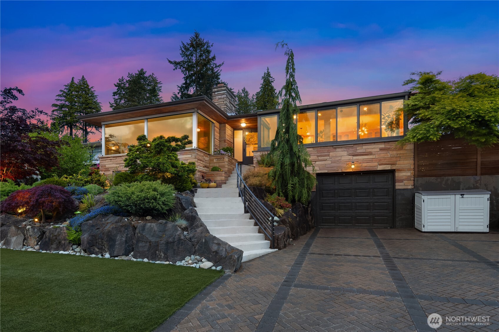13002 10th Avenue Property Photo 1