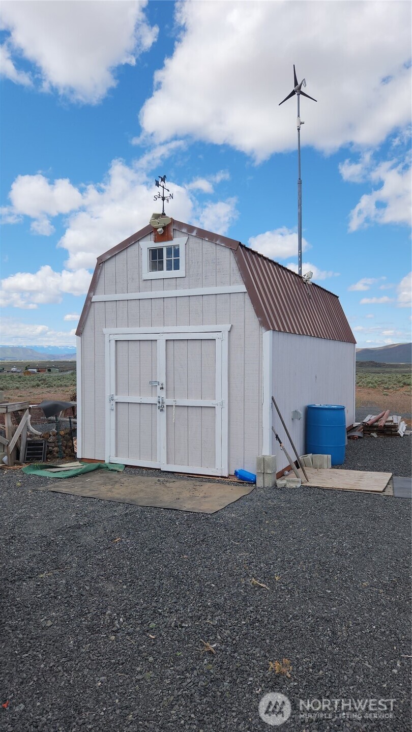 344 Oatman (lots 15 & 7) Place Property Photo 3