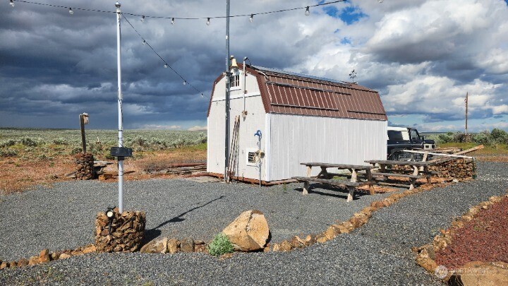 344 Oatman (lots 15 & 7) Place Property Photo 4