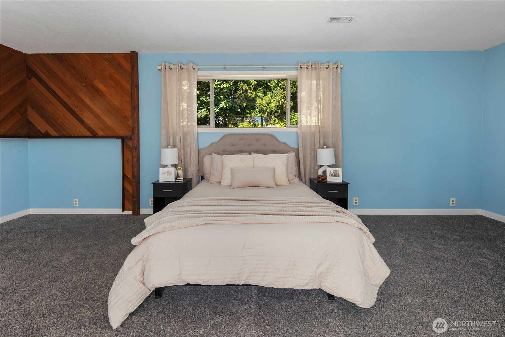 8422 E E Street Property Photo 20