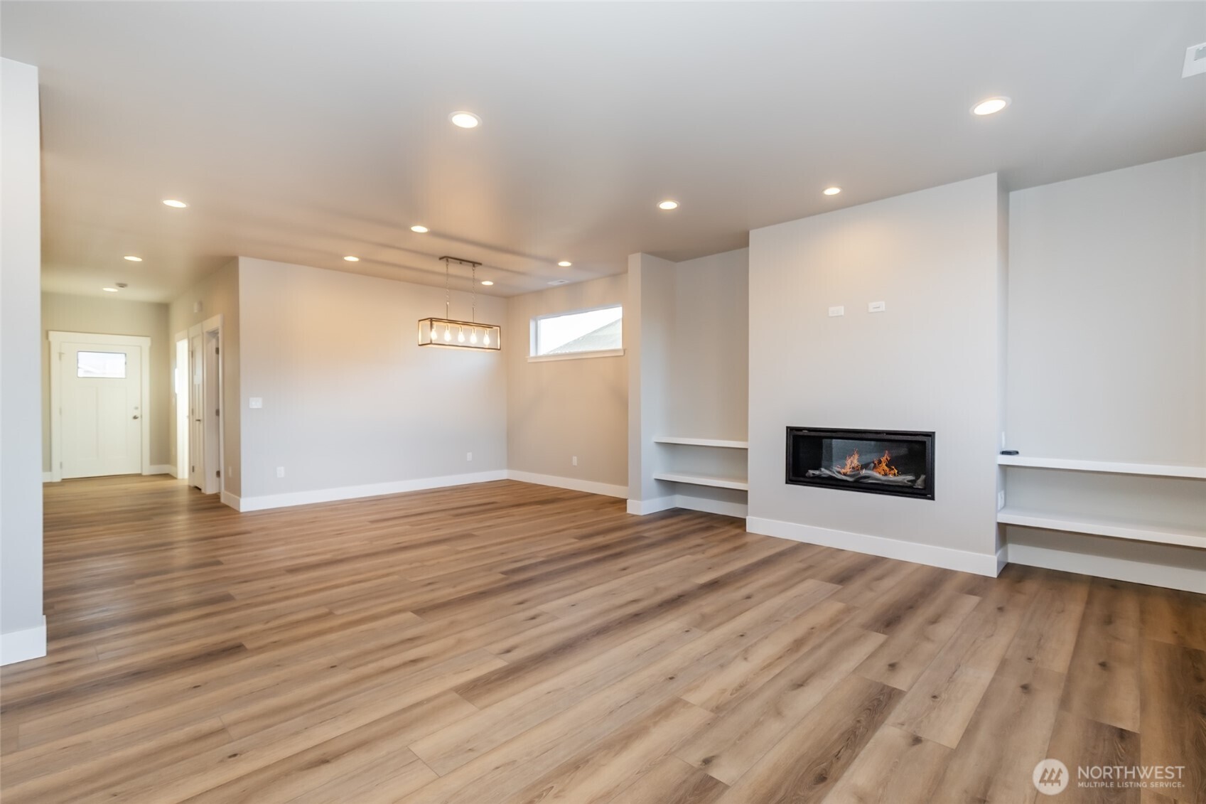 400 E Heatherstone Court Property Photo 8