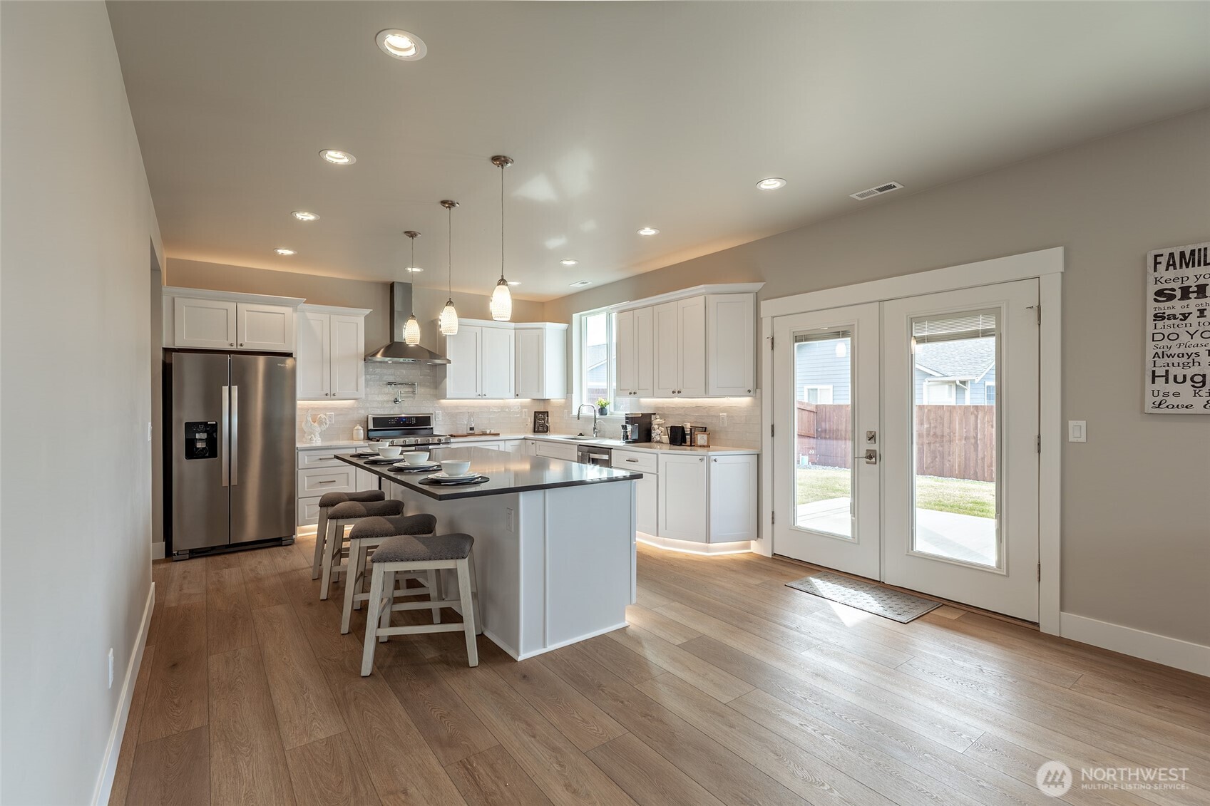 400 E Heatherstone Court Property Photo 11