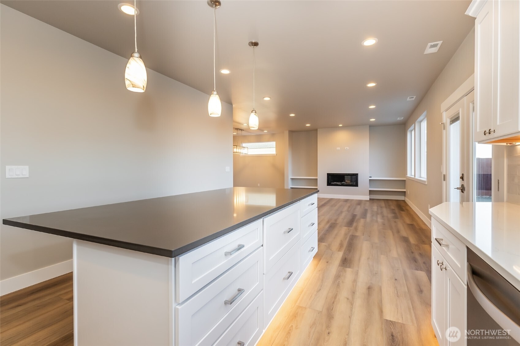 400 E Heatherstone Court Property Photo 13