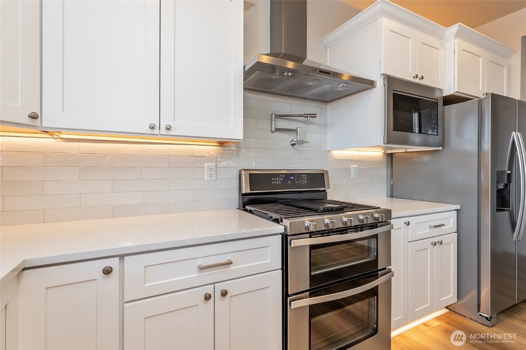 400 E Heatherstone Court Property Photo 15