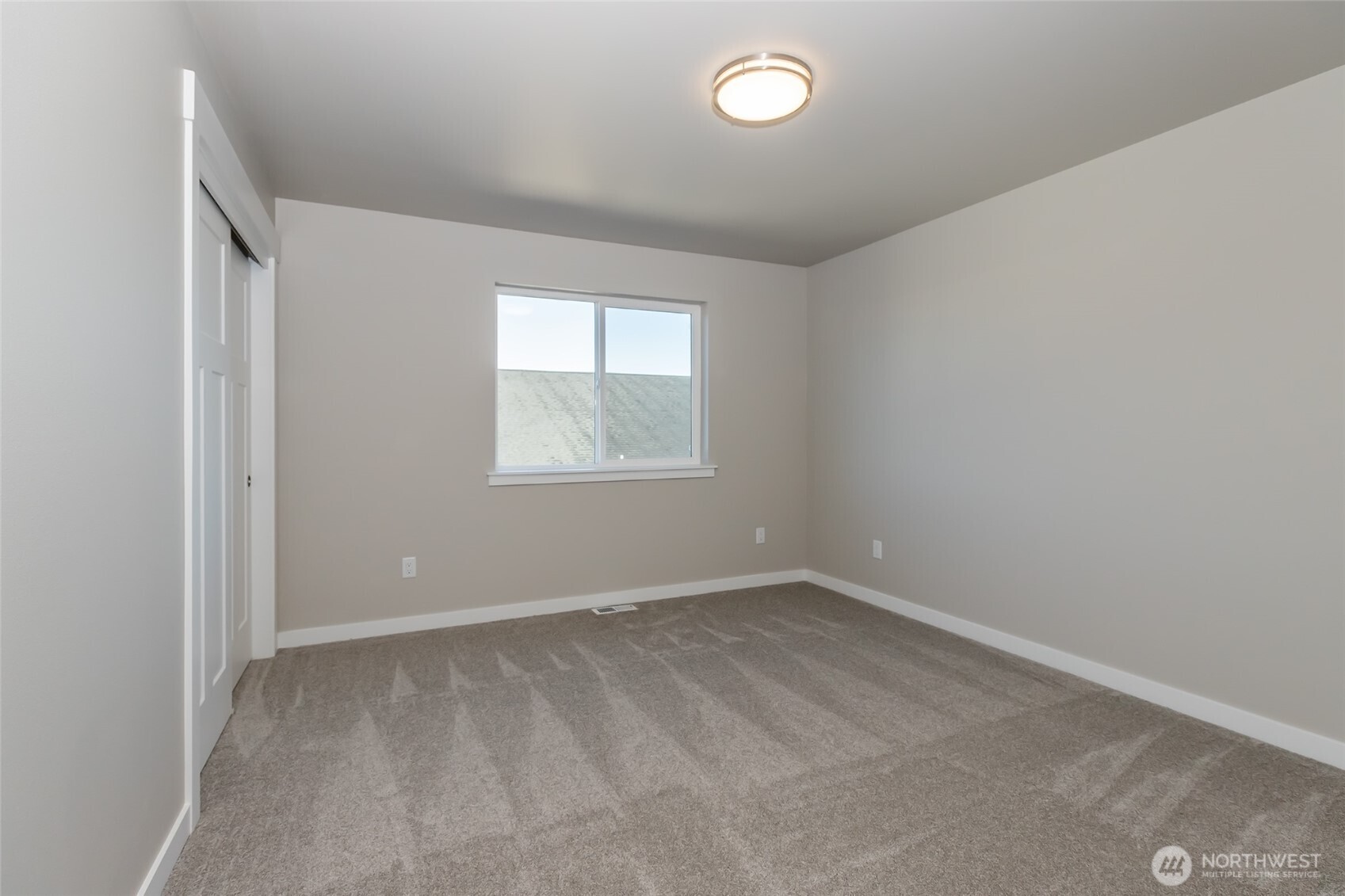 400 E Heatherstone Court Property Photo 24