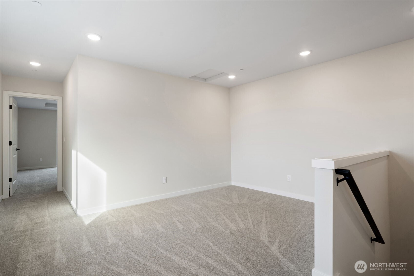 669 W Hendrickson 7 Property Photo 13