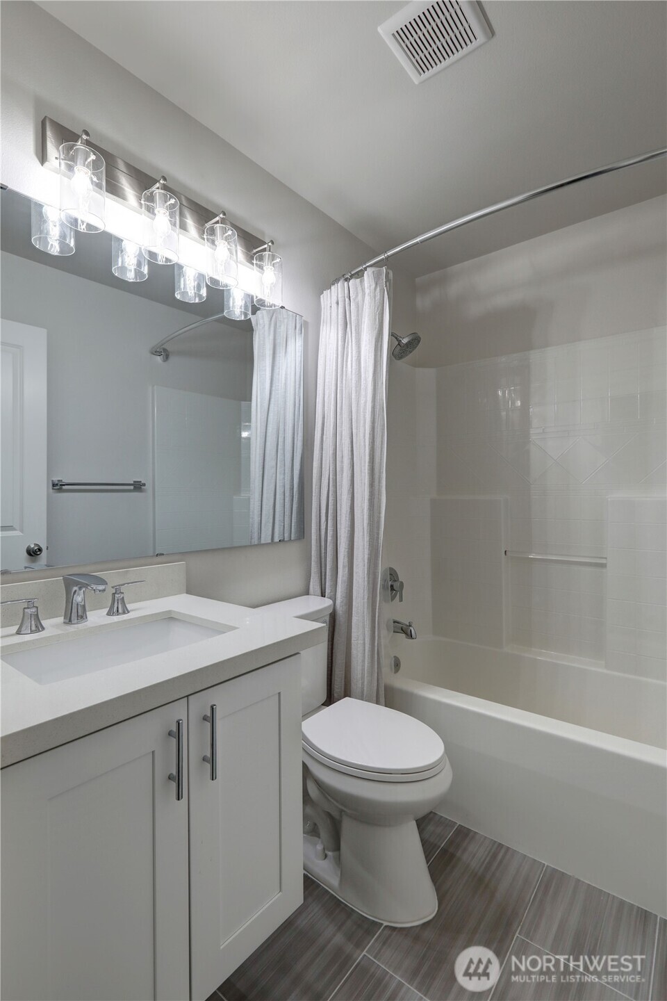 23120 Se Black Nugget Road A2 Property Photo 14