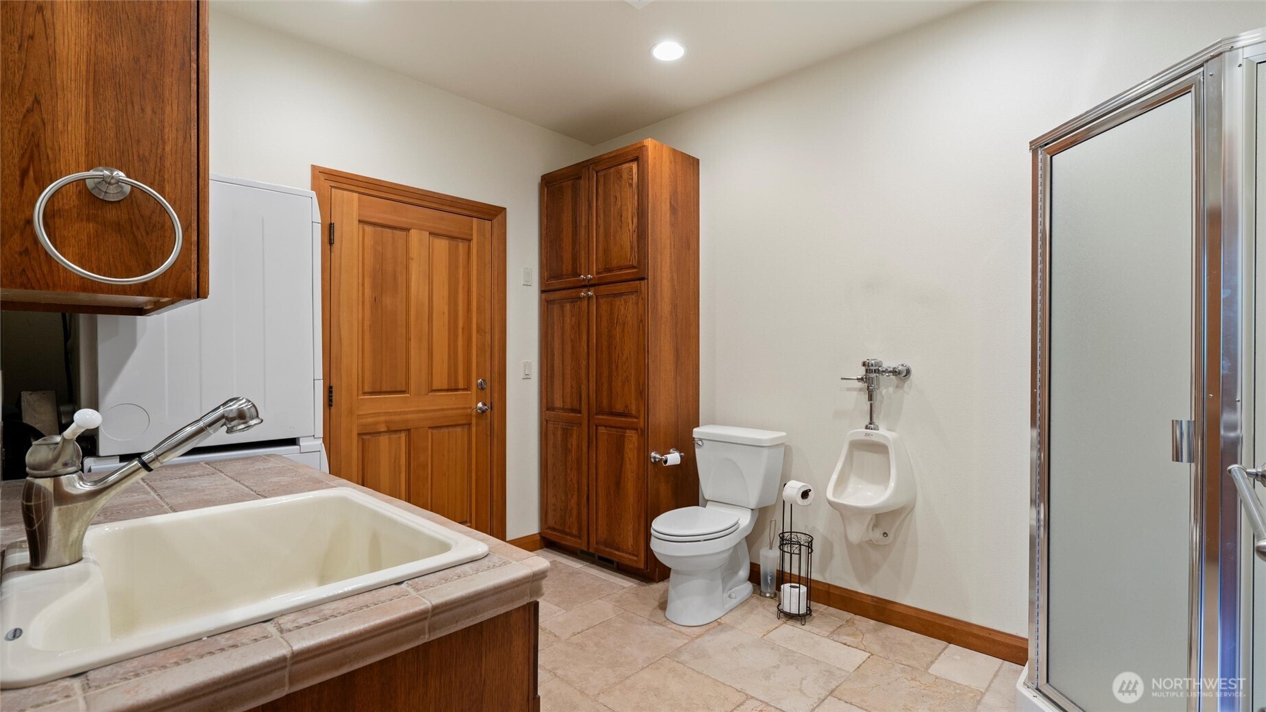625 N Willow Property Photo 10