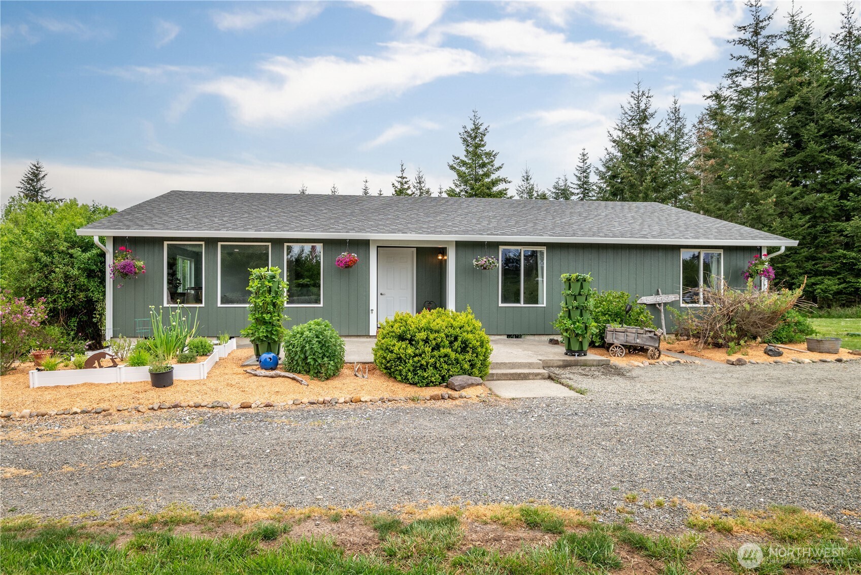 718 Rhoades Road Property Photo
