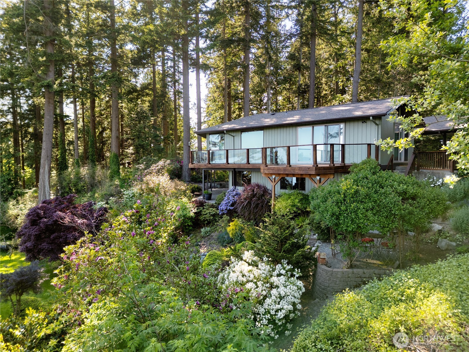 15127 Gibralter Road Property Photo 1