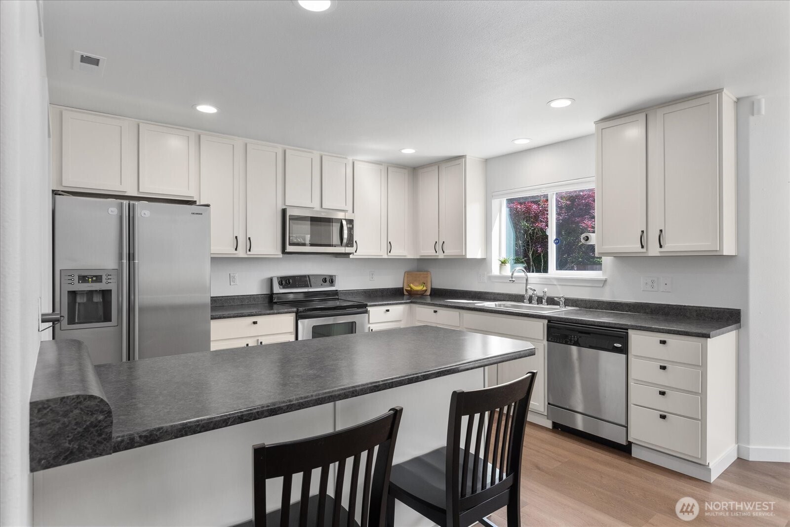 14921 225th Avenue Property Photo 6