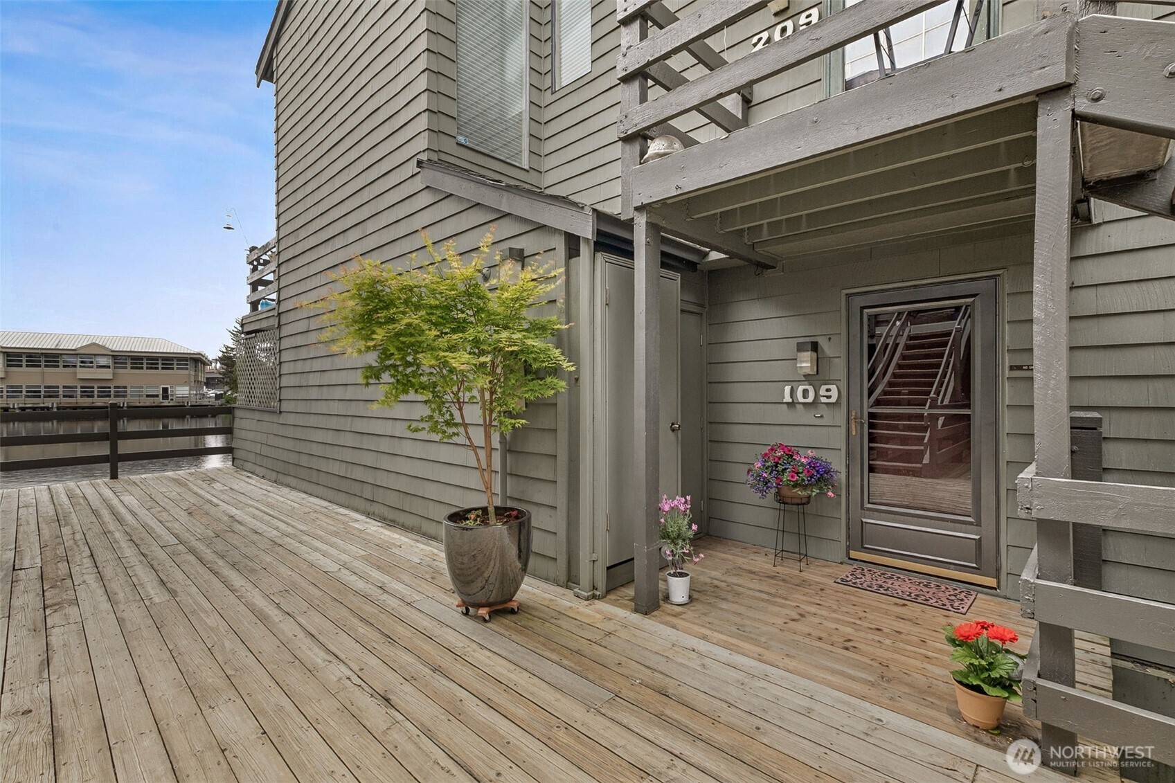 7 Lake Bellevue Drive 109 Property Photo 4