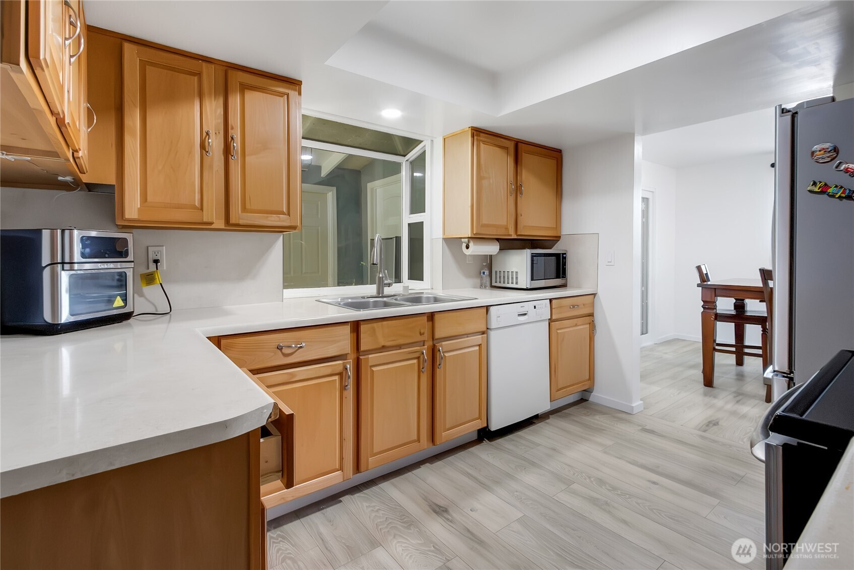 7412 E E Street Property Photo 8