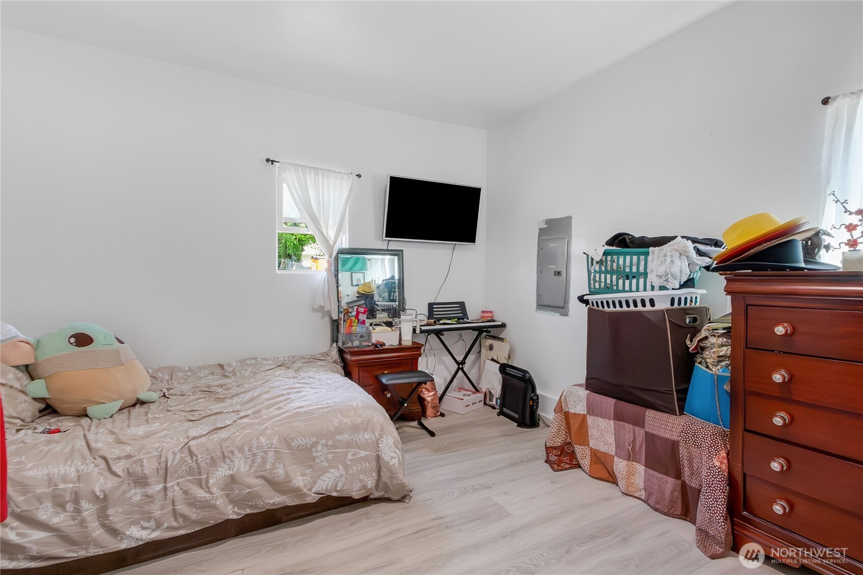 7412 E E Street Property Photo 12