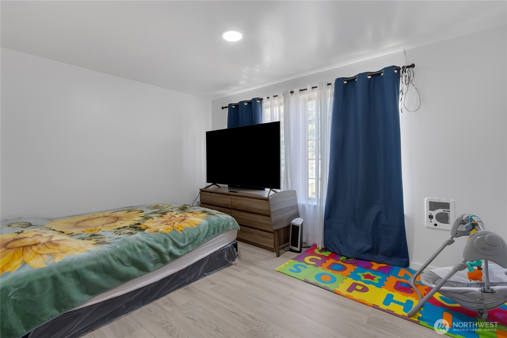 7412 E E Street Property Photo 17