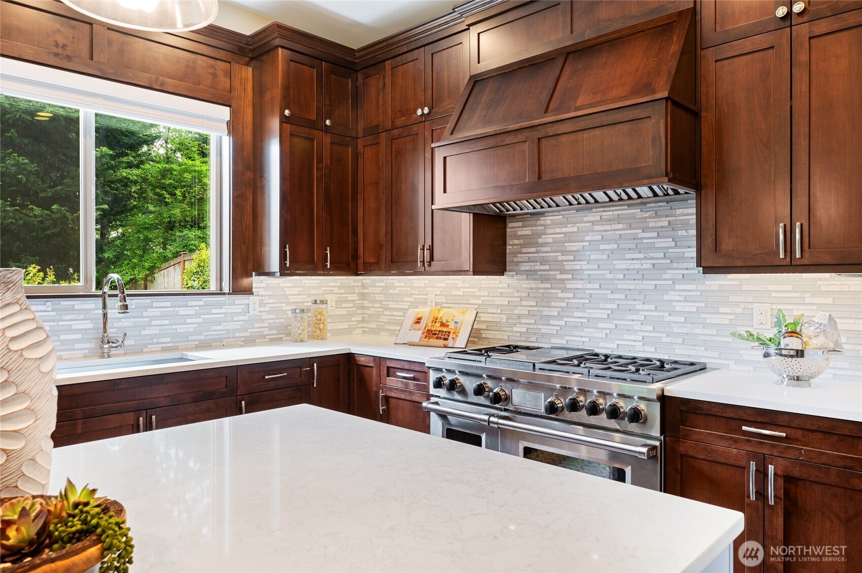 9827 Ne 20th Street Property Photo 13