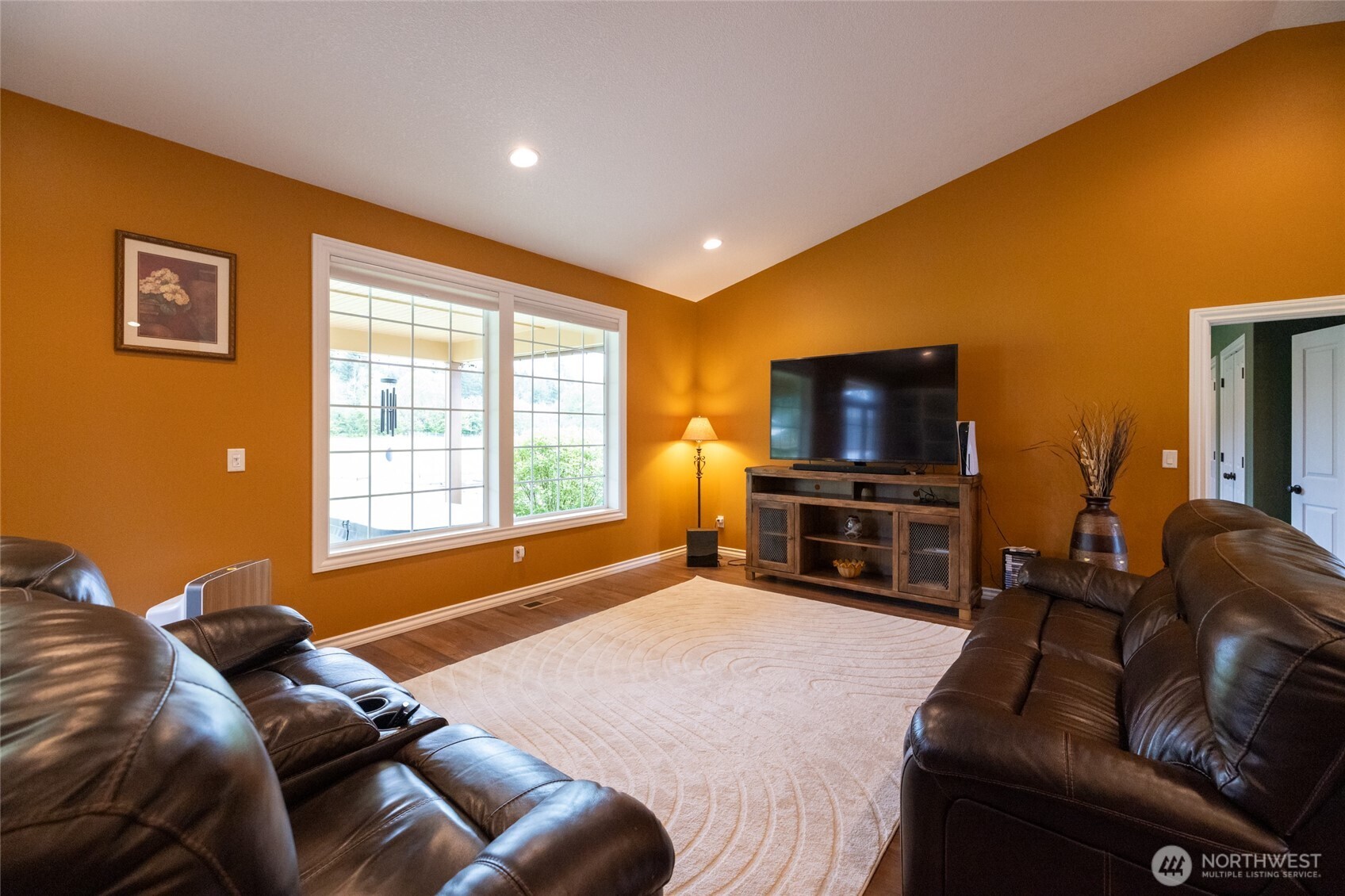 318 Pleasant Hill Road Property Photo 6
