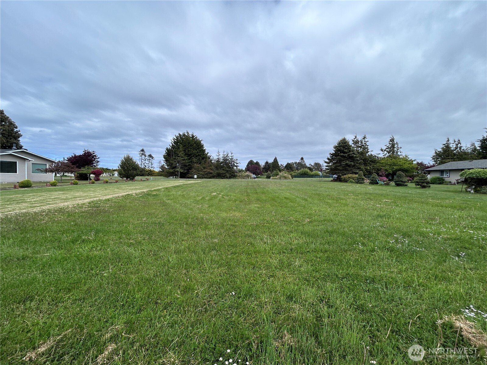9999 Thornton Drive Property Photo 1