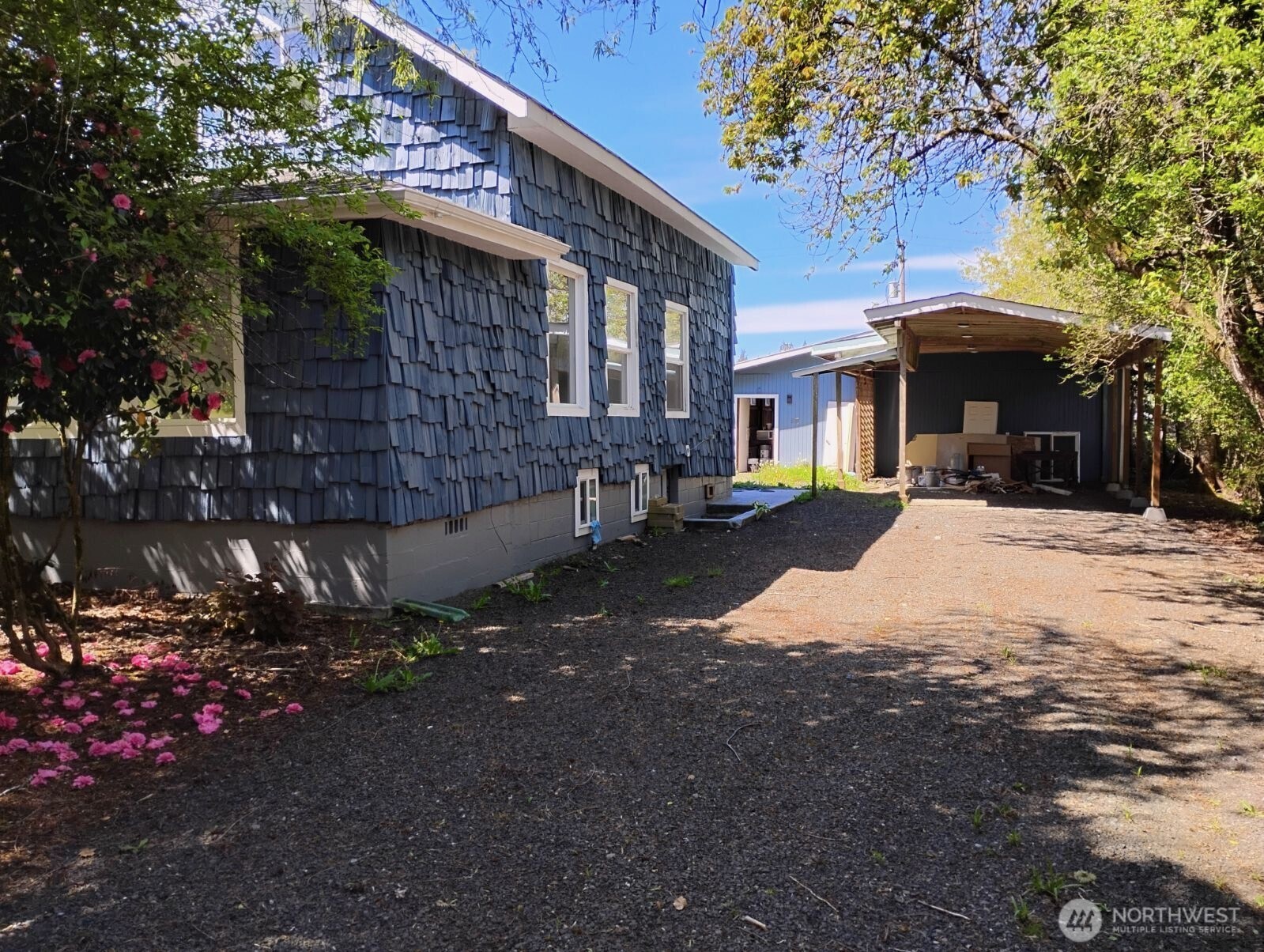 405 S 1st Street Property Photo 1