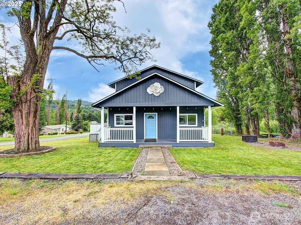 823 D Street Property Photo 1