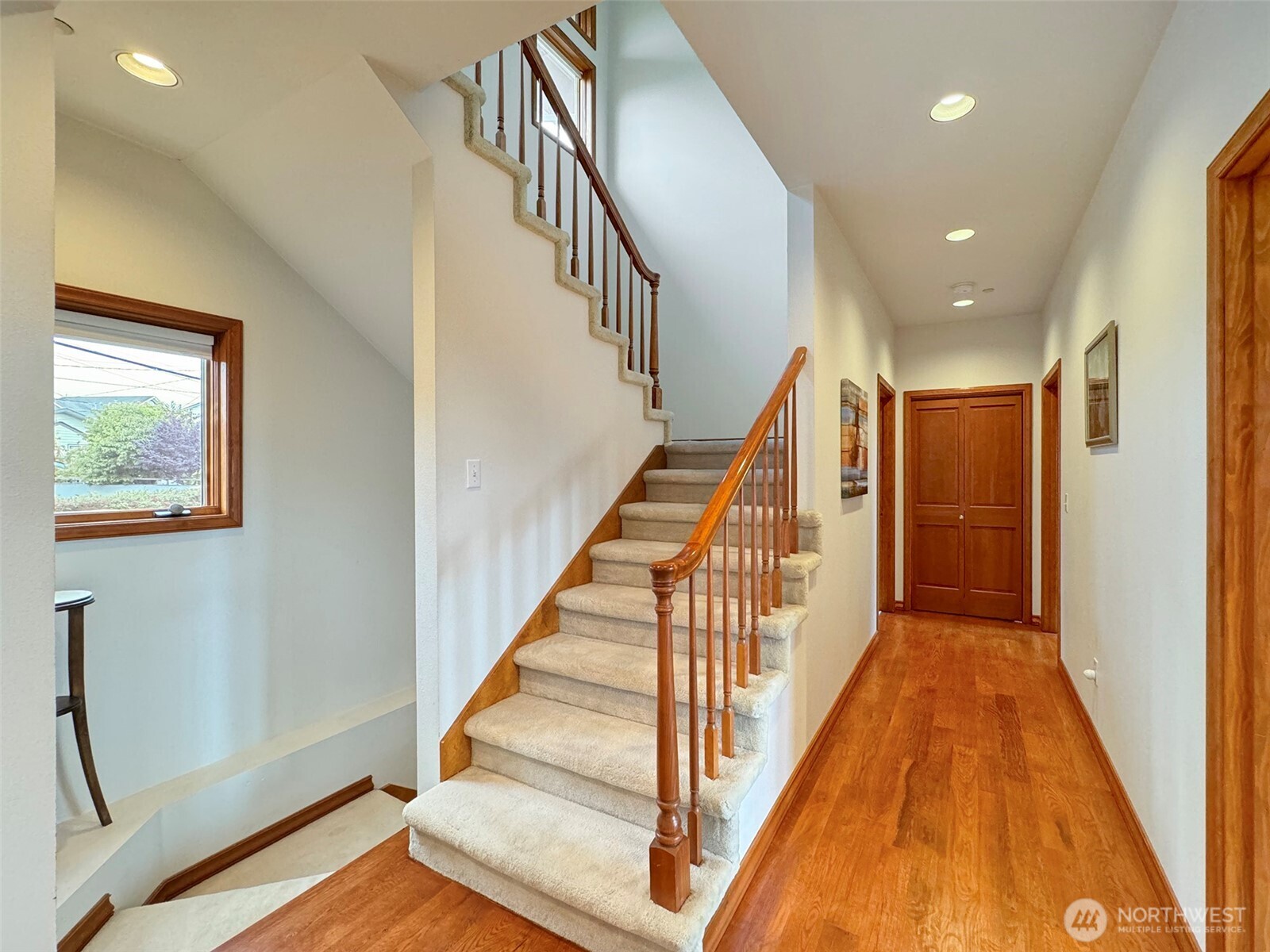 706 W 4th Street Property Photo 22