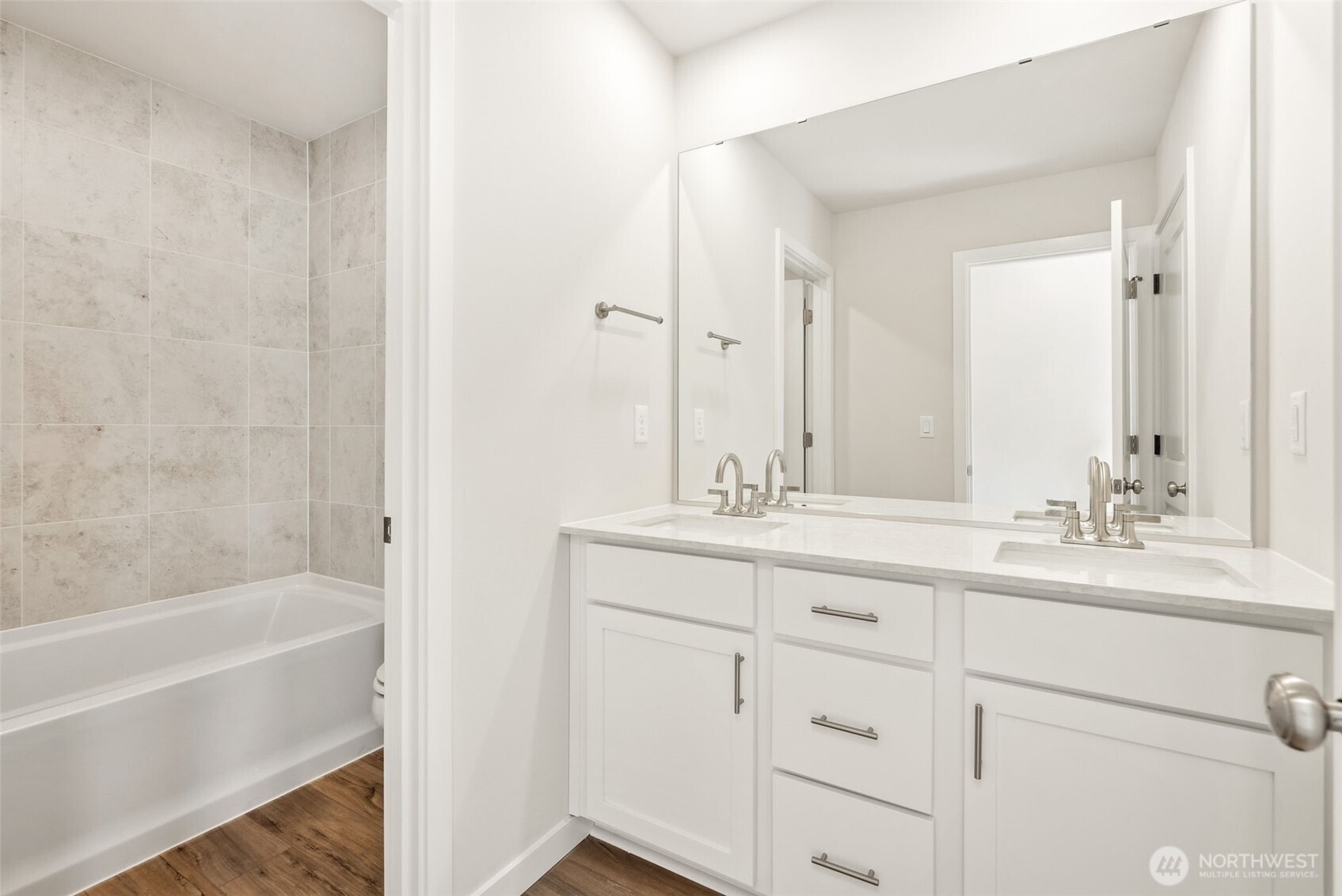 3924 Mccormick Village Drive 25 Property Photo 28