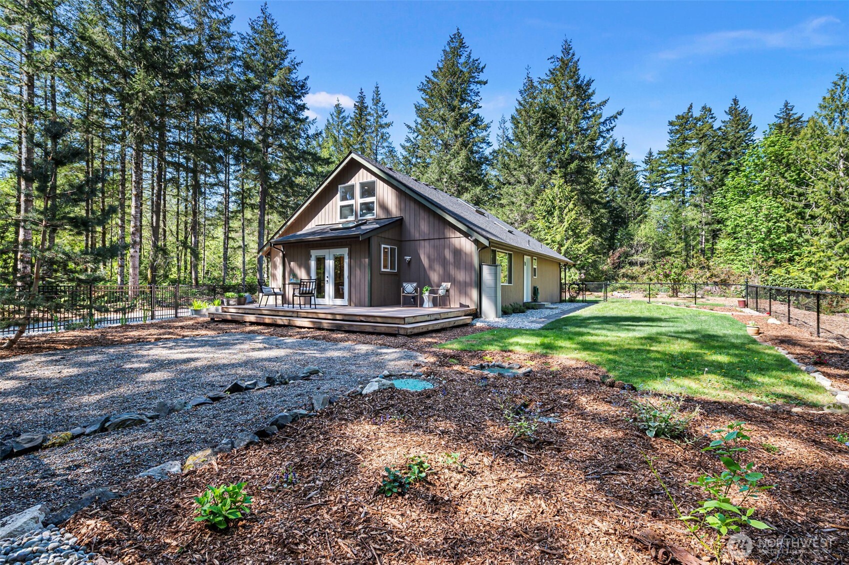 15101 33rd Avenue Property Photo