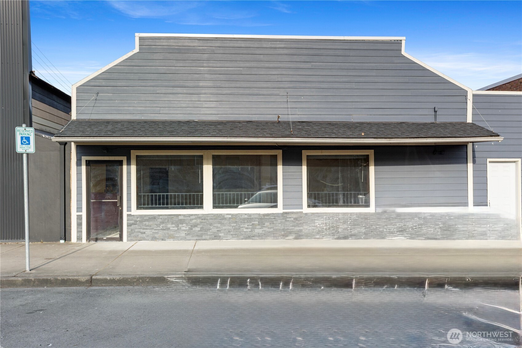 101 S Granite Avenue Property Photo 1